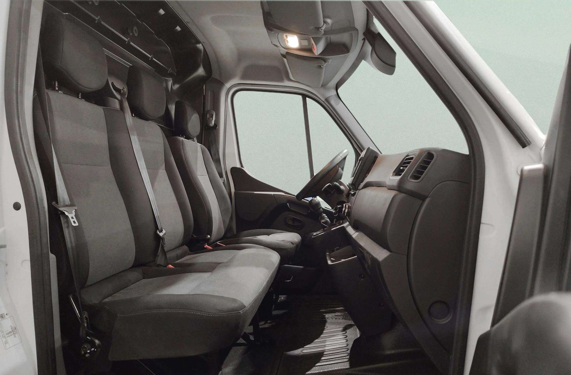 Renault Master Furgon L3H2 3500 Energy RS dCi - foto 15