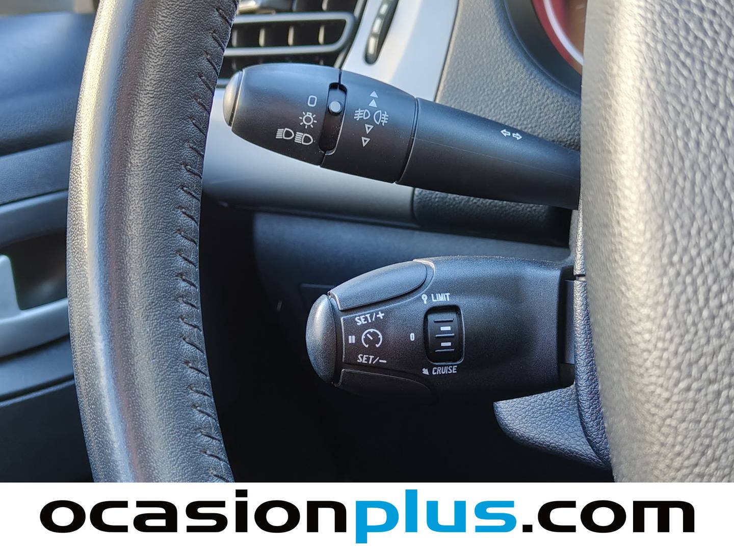 Citroën C-Elysée Citroen C-Elysee BlueHDi 100 Shine (102 CV) de segunda mano