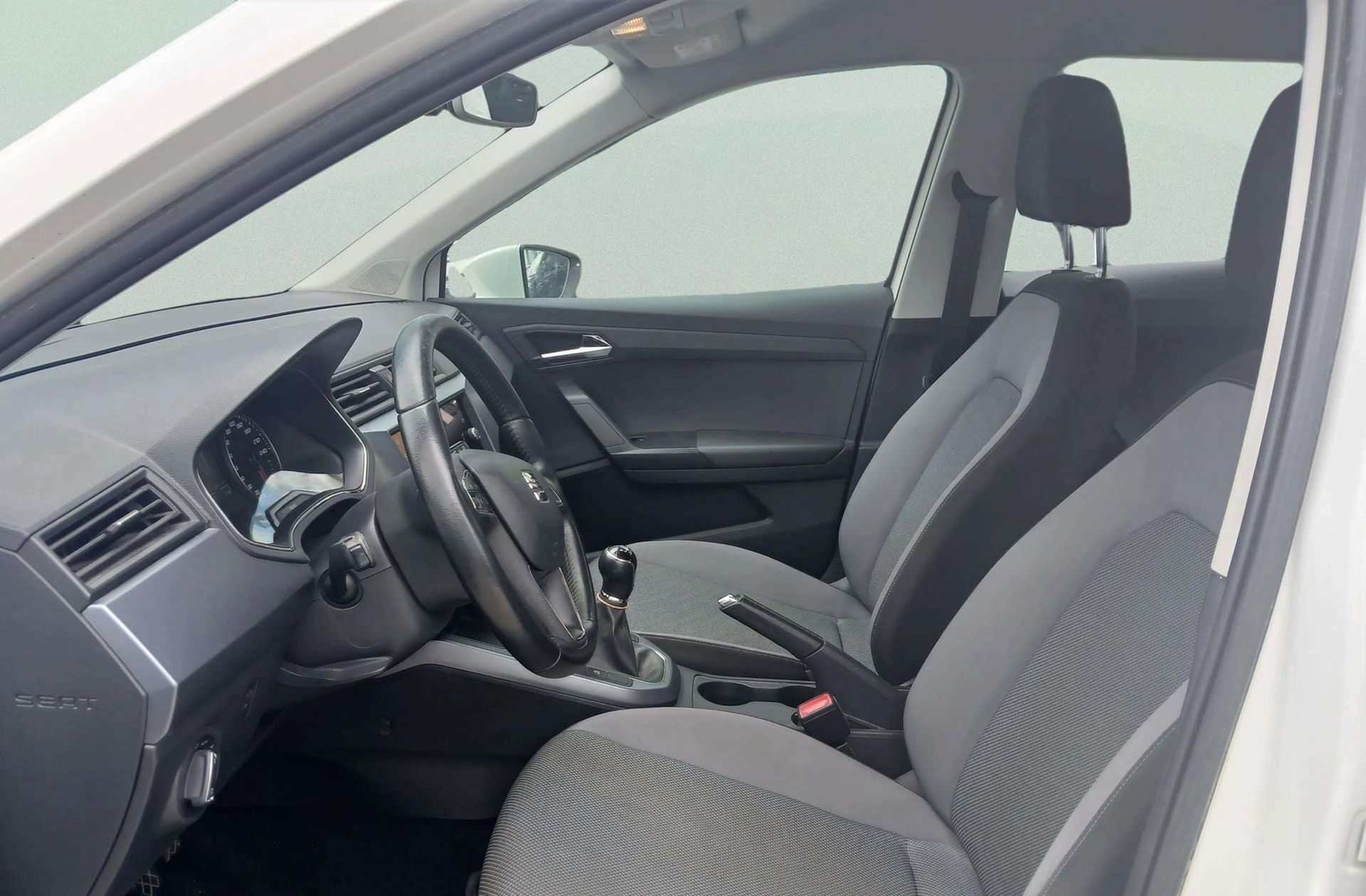 SEAT Arona 1.6 TDI Ecomotive Style - foto 10