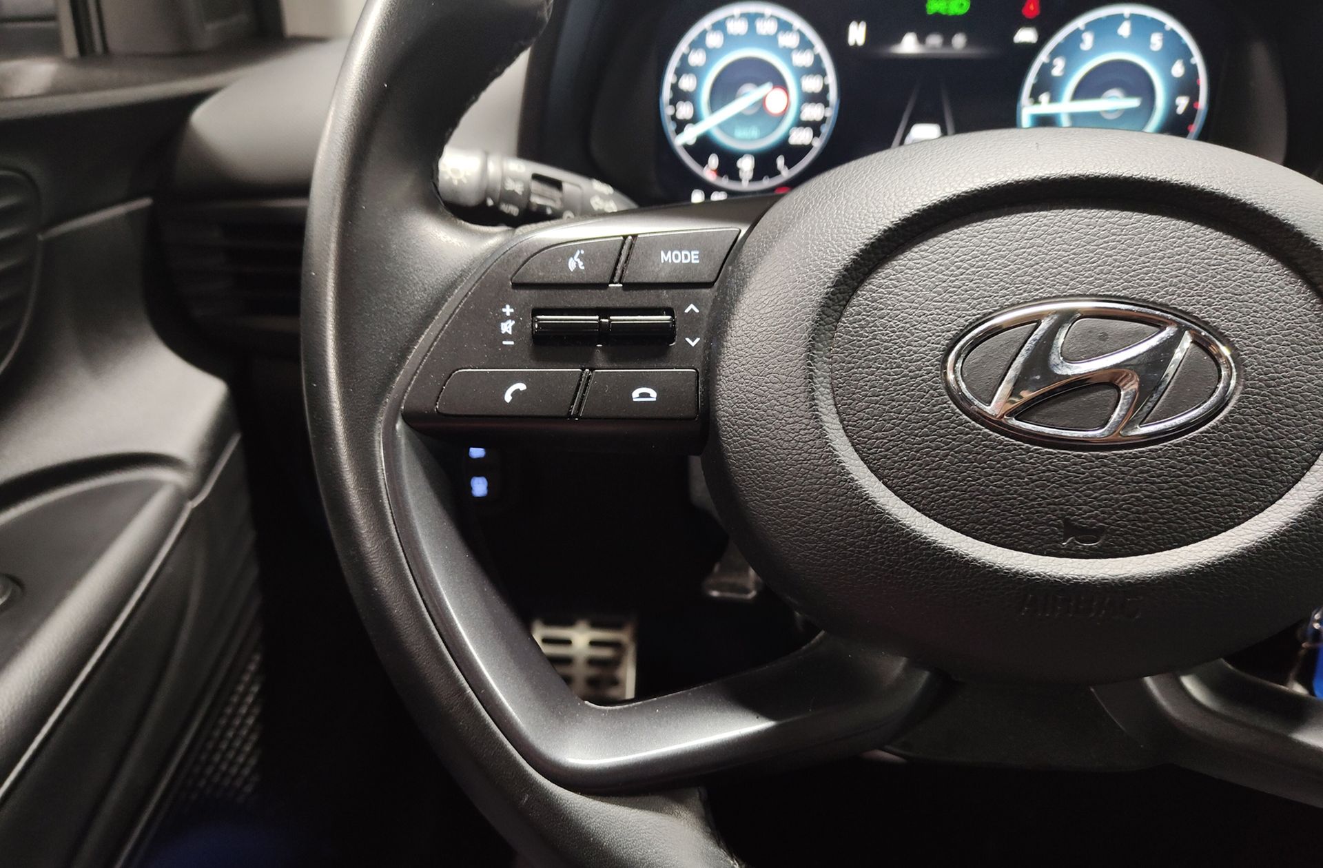 Hyundai Bayon 1.0 T-GDi 48V Maxx - foto 21