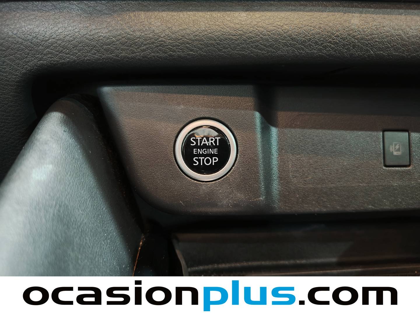 Foto Nissan QASHQAI Nissan Qashqai DIG-T 140 mHEV N-Connecta 4x2 (140 CV)