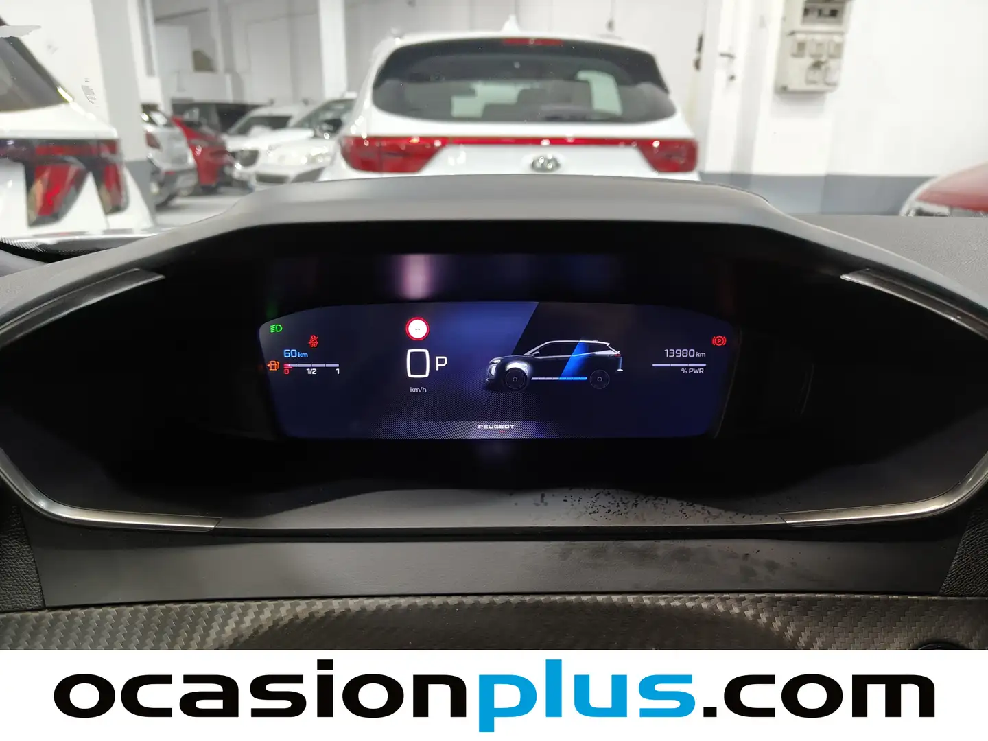 Foto Peugeot 2008 Peugeot 2008 Allure Hybrid eDCS6 (136 CV)