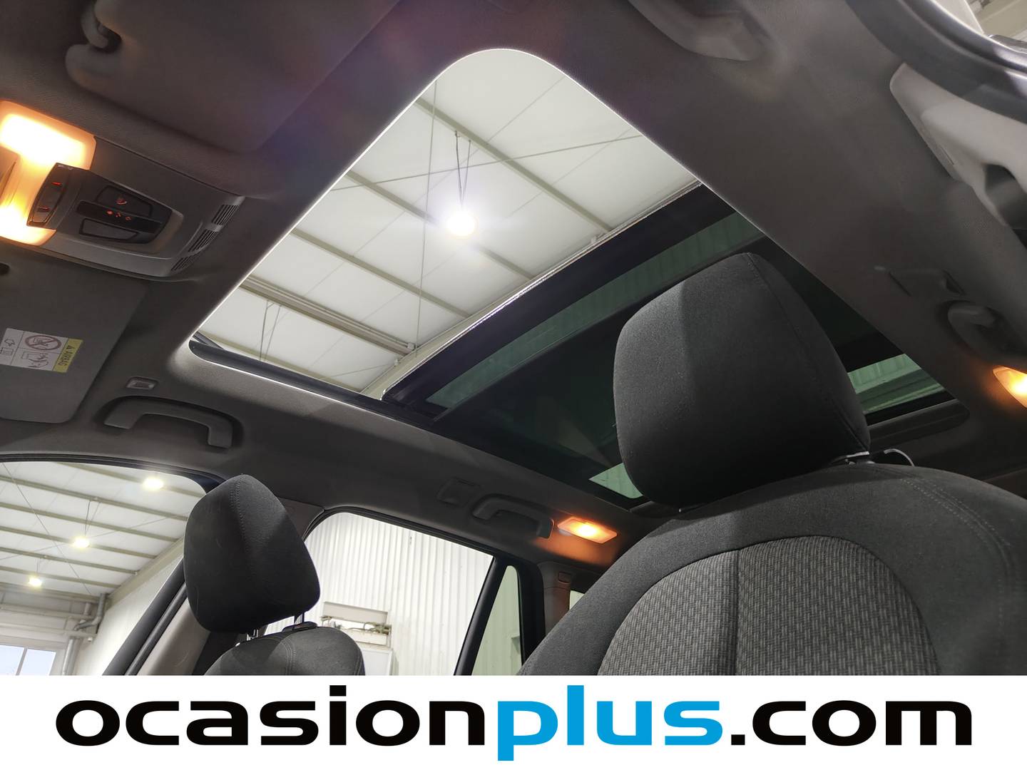 Foto BMW X1 BMW X1 sDrive18i  (140 CV)