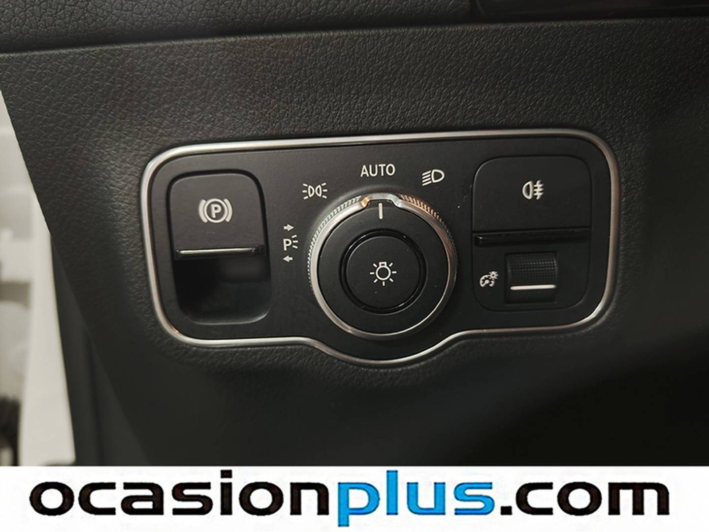 Foto Mercedes GLA Mercedes-Benz GLA 200 D Paquete AMG (150 CV)