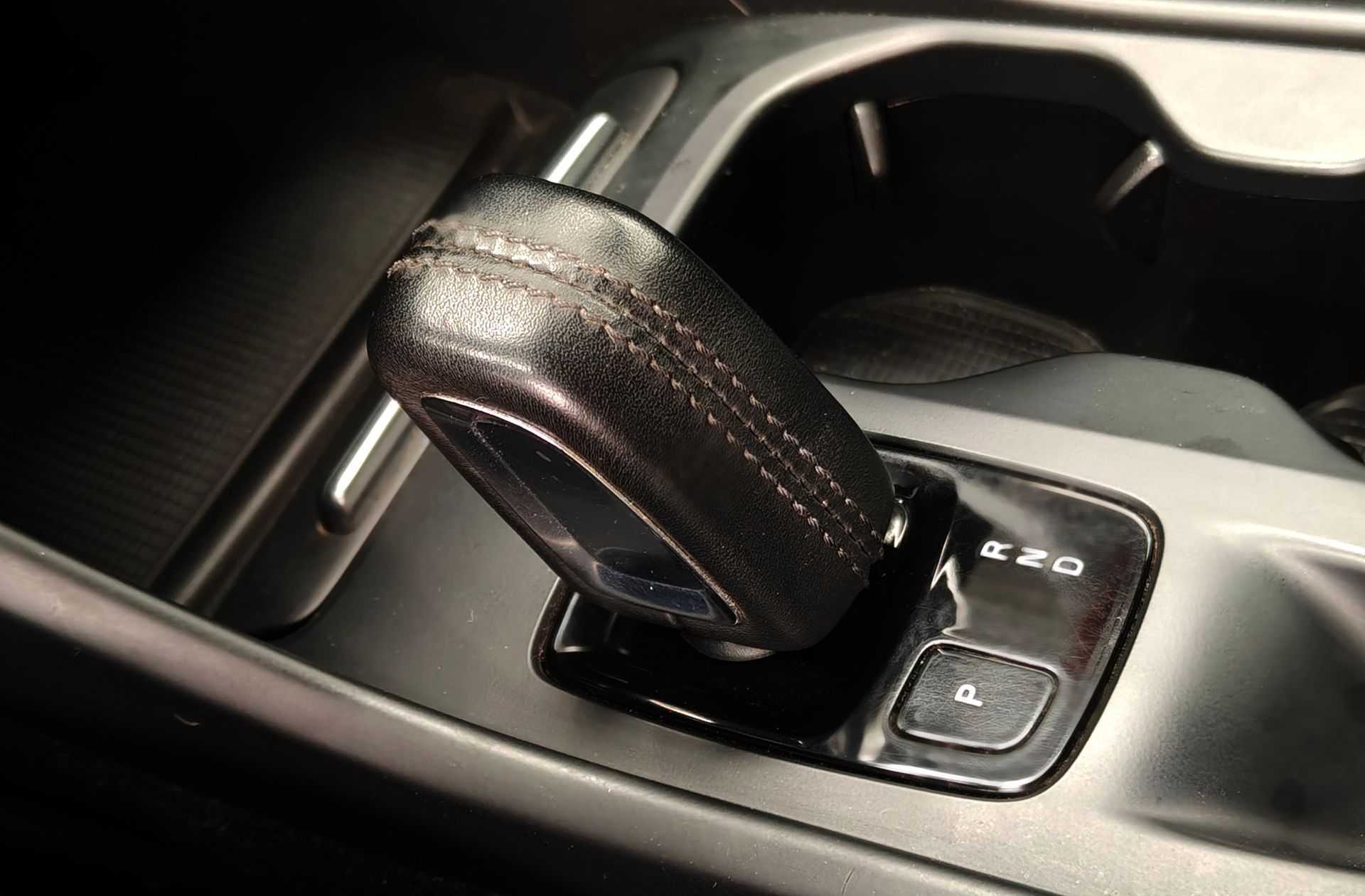 Volvo XC40 D3 Momentum AWD - foto 5