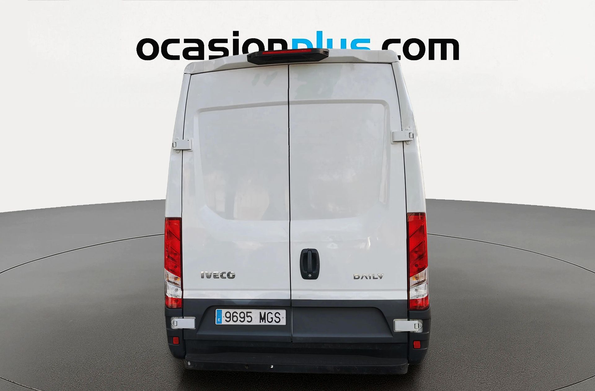 Iveco Daily Furgon 35S 16 V 3520L/H2 - foto 10