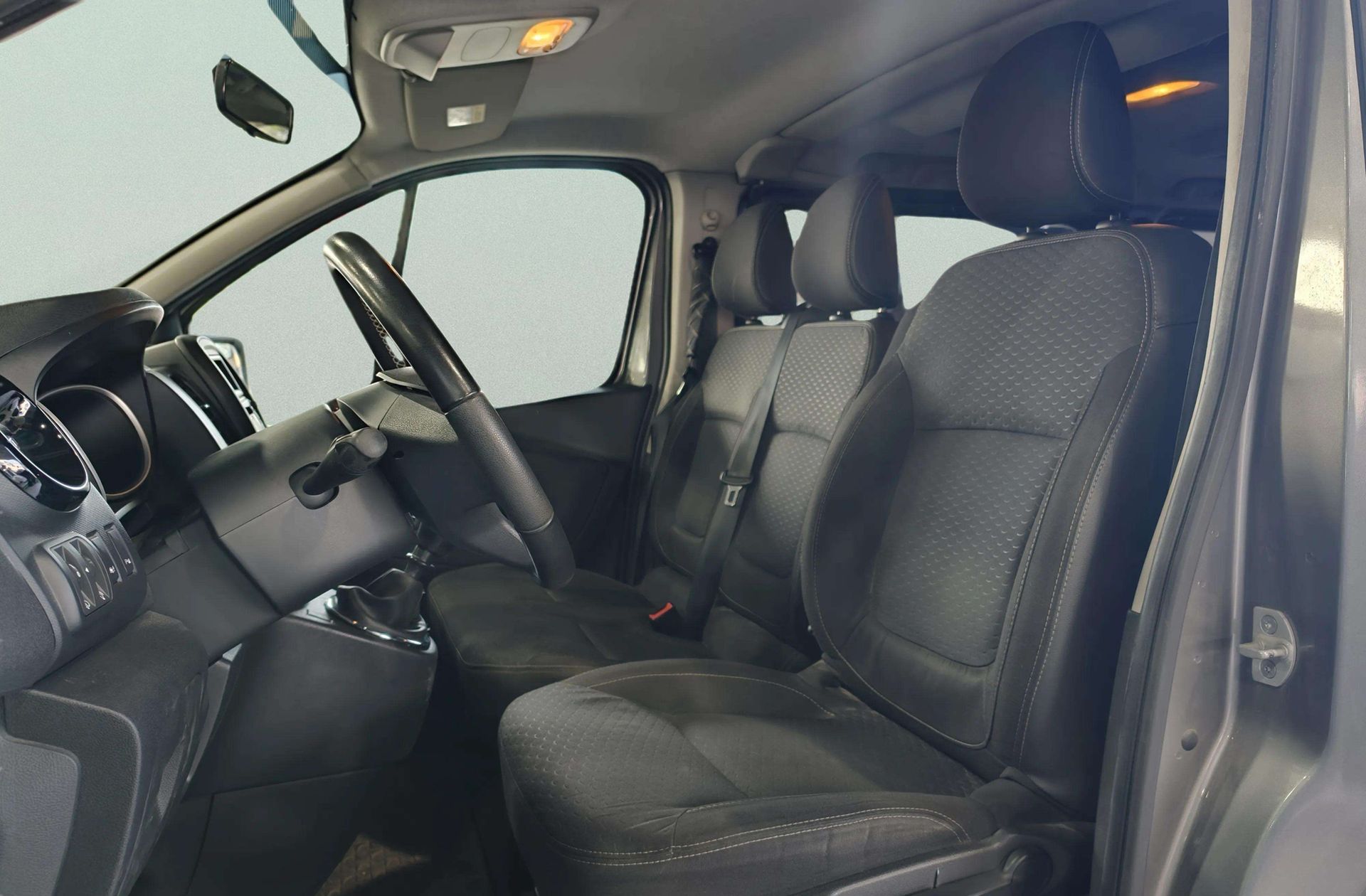 Opel Vivaro Combi 1.6 CDTI L1 2.7t - foto 7
