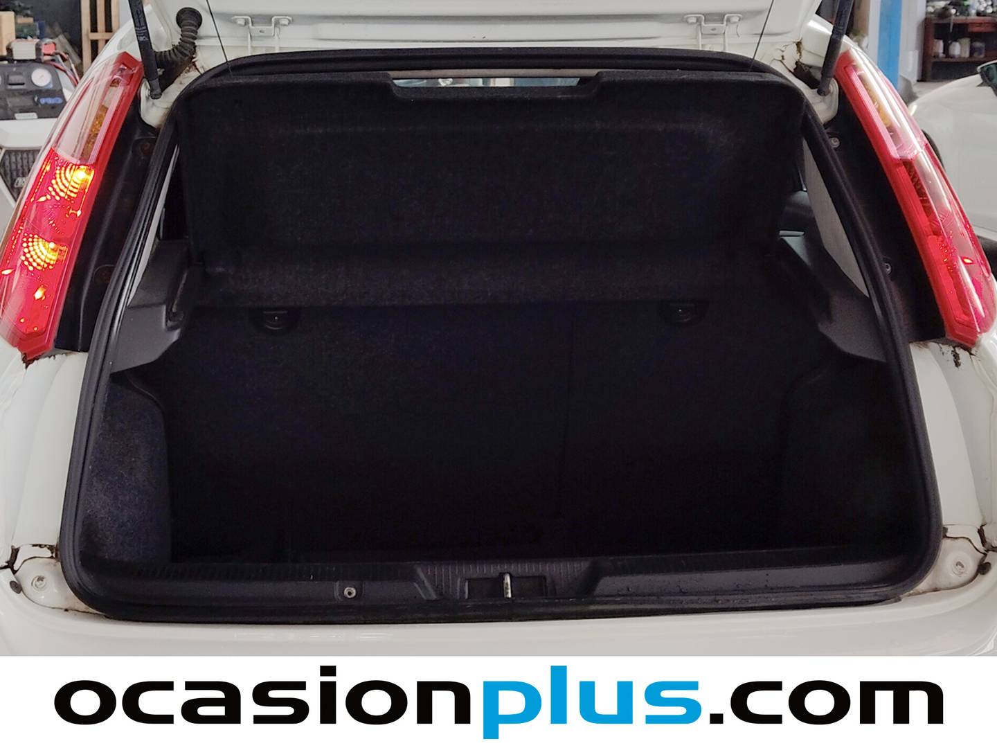 Fotos maletero Fiat Punto Fiat Punto 1.4 Active S&S (77CV)