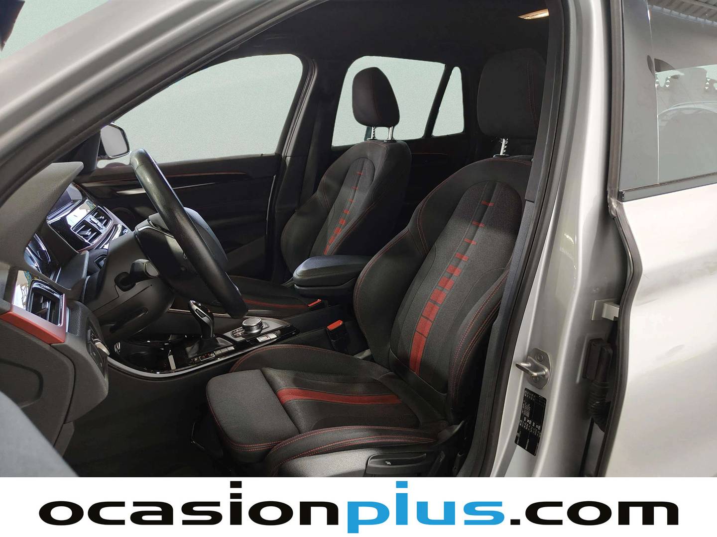 Foto asientos delanteros BMW X1 BMW X1 sDrive18i (140 CV)