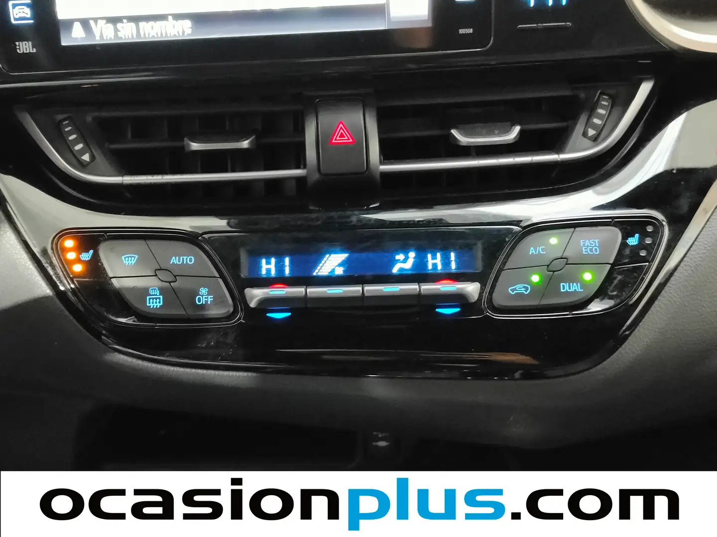 Foto Toyota C-HR Toyota C-HR 1.8 125H Advance (122 CV)