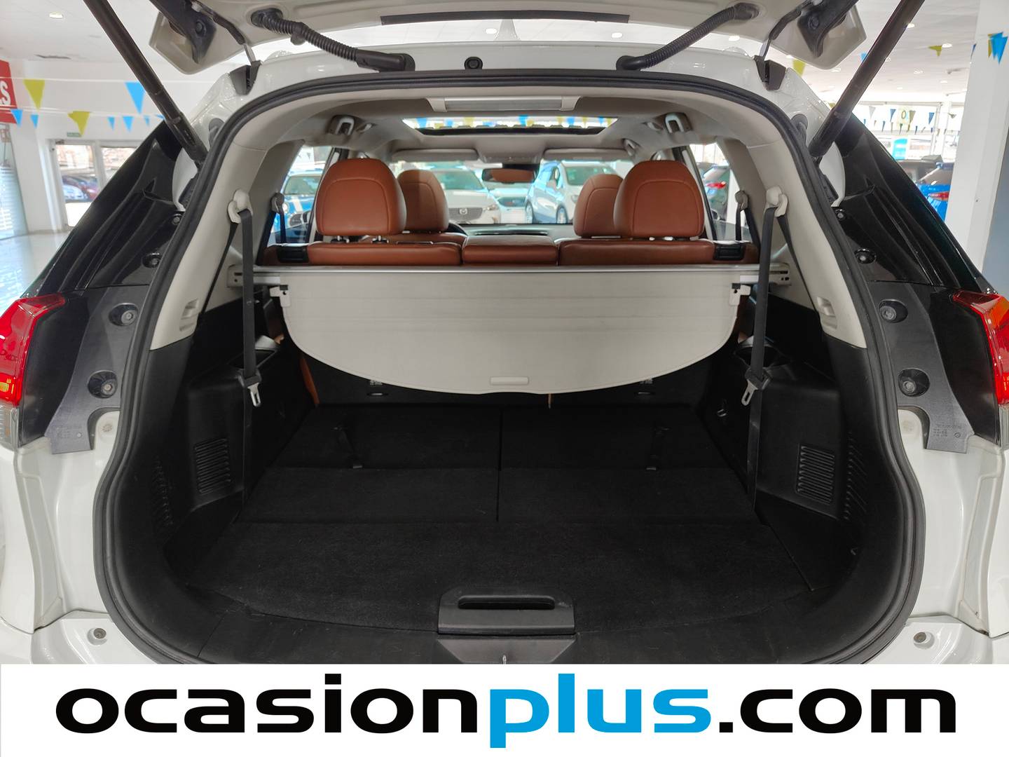 Foto Nissan X-TRAIL Nissan X-Trail dCi 150 Tekna 4x2 CVT (150 CV) 7 Plazas siete plazas