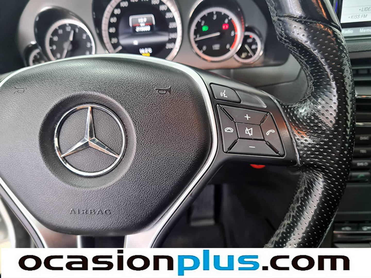 Foto Mercedes Clase E Mercedes-Benz Clase E E 220 CDI Coupe Blue Efficiency Avantgarde (163 CV)