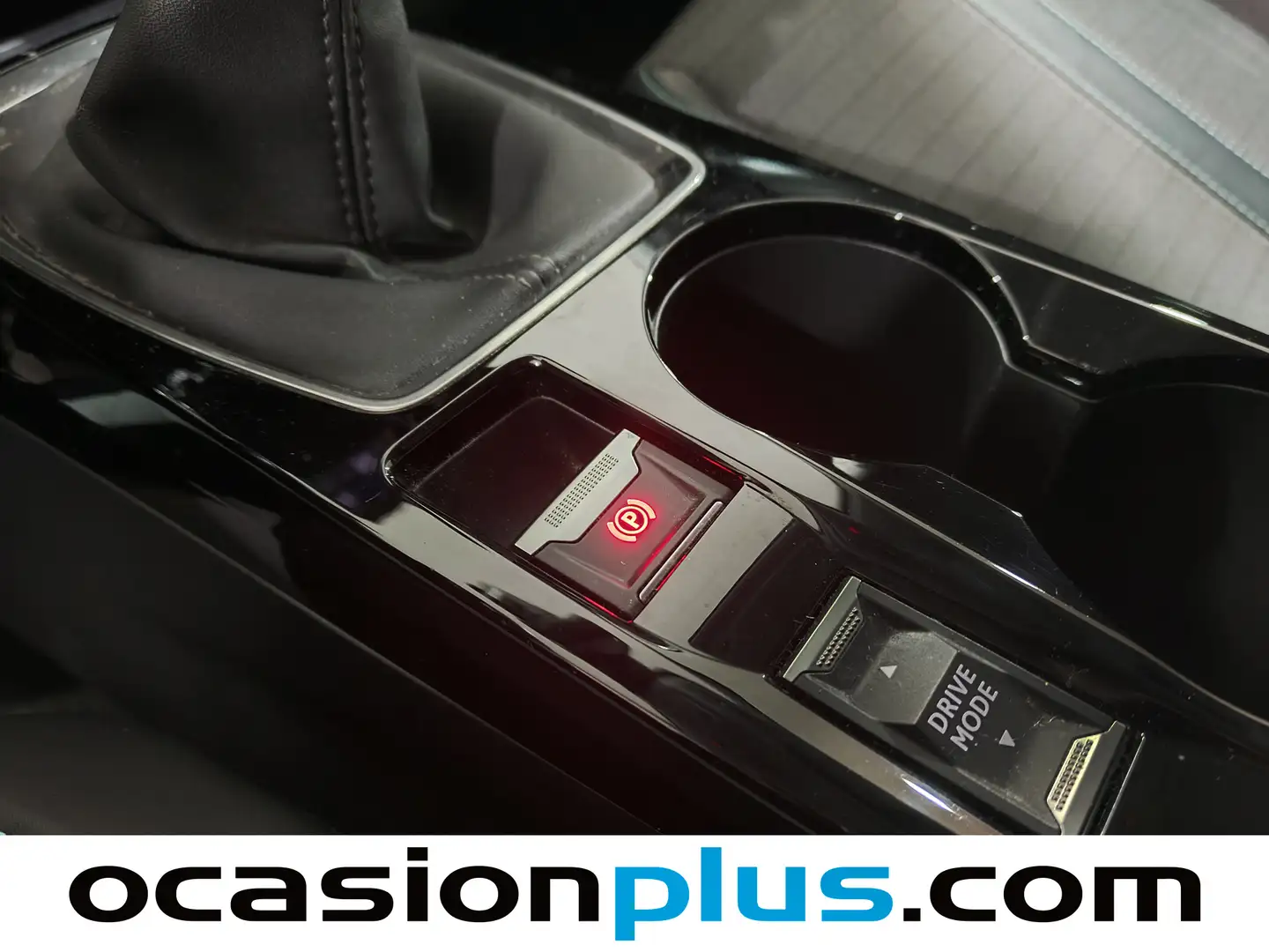 Foto Peugeot 2008 Peugeot 2008 BlueHDi 110 Allure (110 CV)