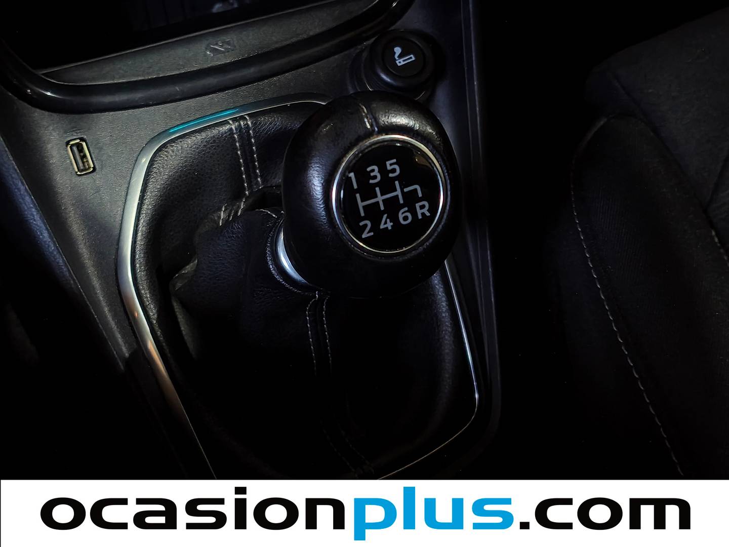 Ford Puma Ford Puma 1.0 EcoBoost MHEV Titanium Design (125 CV) de segunda mano