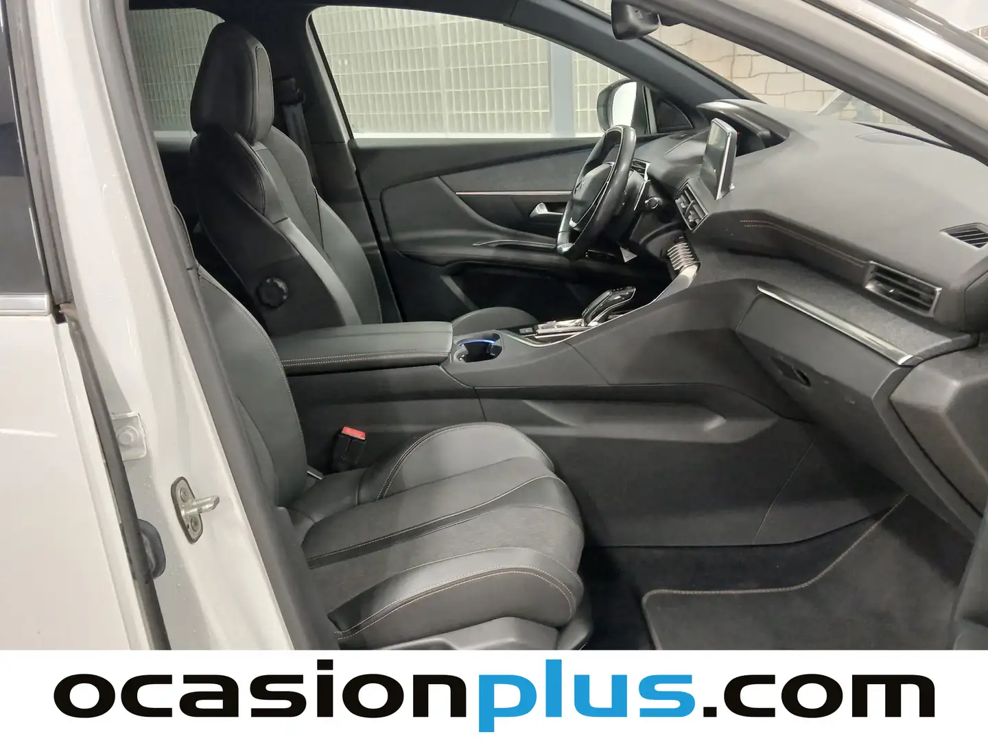 Foto Peugeot 3008 Peugeot 3008 PureTech 130 S&S GT Line EAT8 (130 CV)