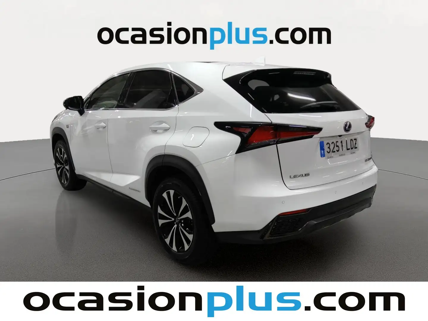 Foto Lexus NX Lexus NX F Sport Panorámico 4WD  (197 CV)