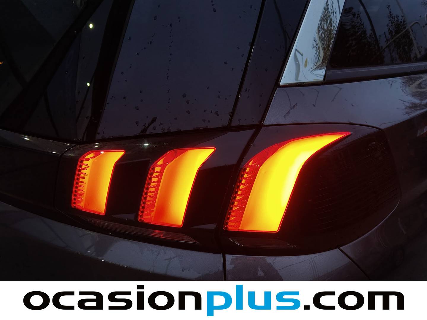 Foto Peugeot 5008 Peugeot 5008 PureTech 130 S&S Allure EAT8 (130 CV)