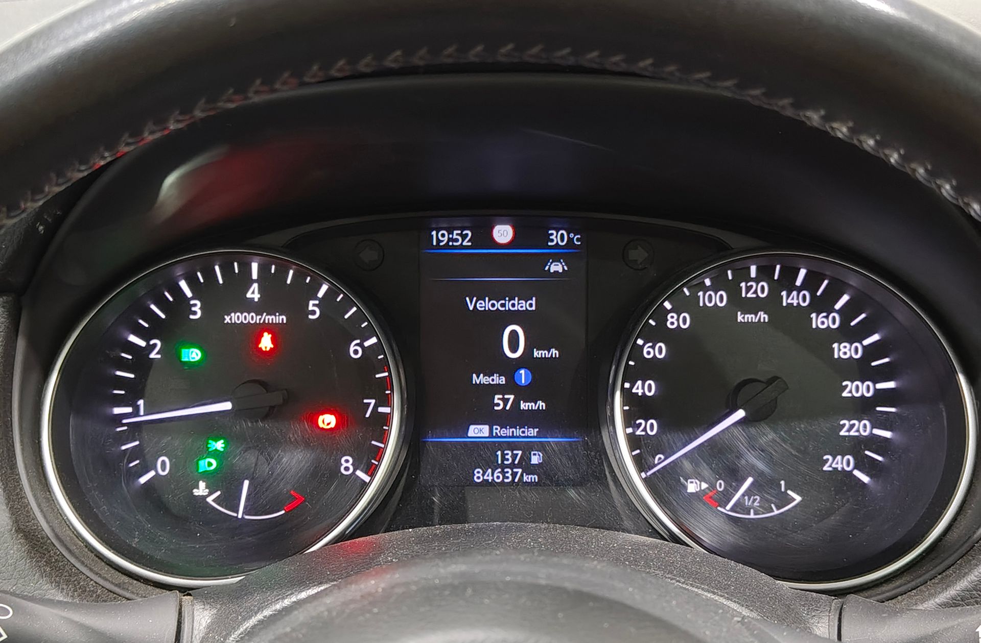Nissan Qashqai DIG-T 140 Tekna 4x2 - foto 28