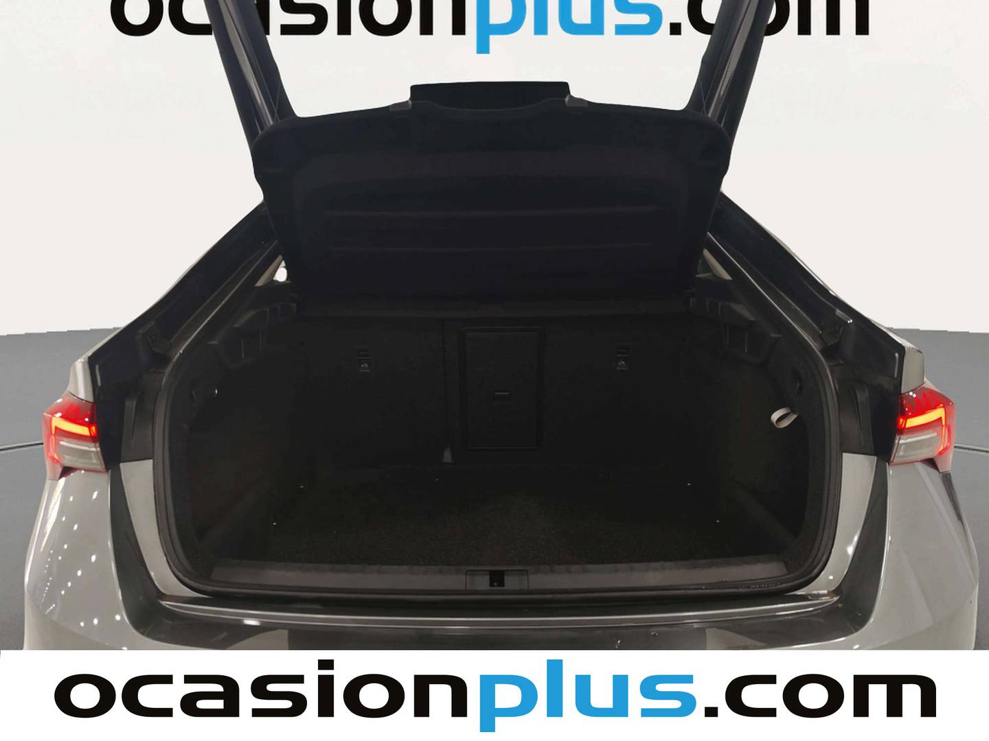 Fotos maletero Skoda Octavia Skoda Octavia 1.5 TSI m-HEV Selection DSG (150 CV)