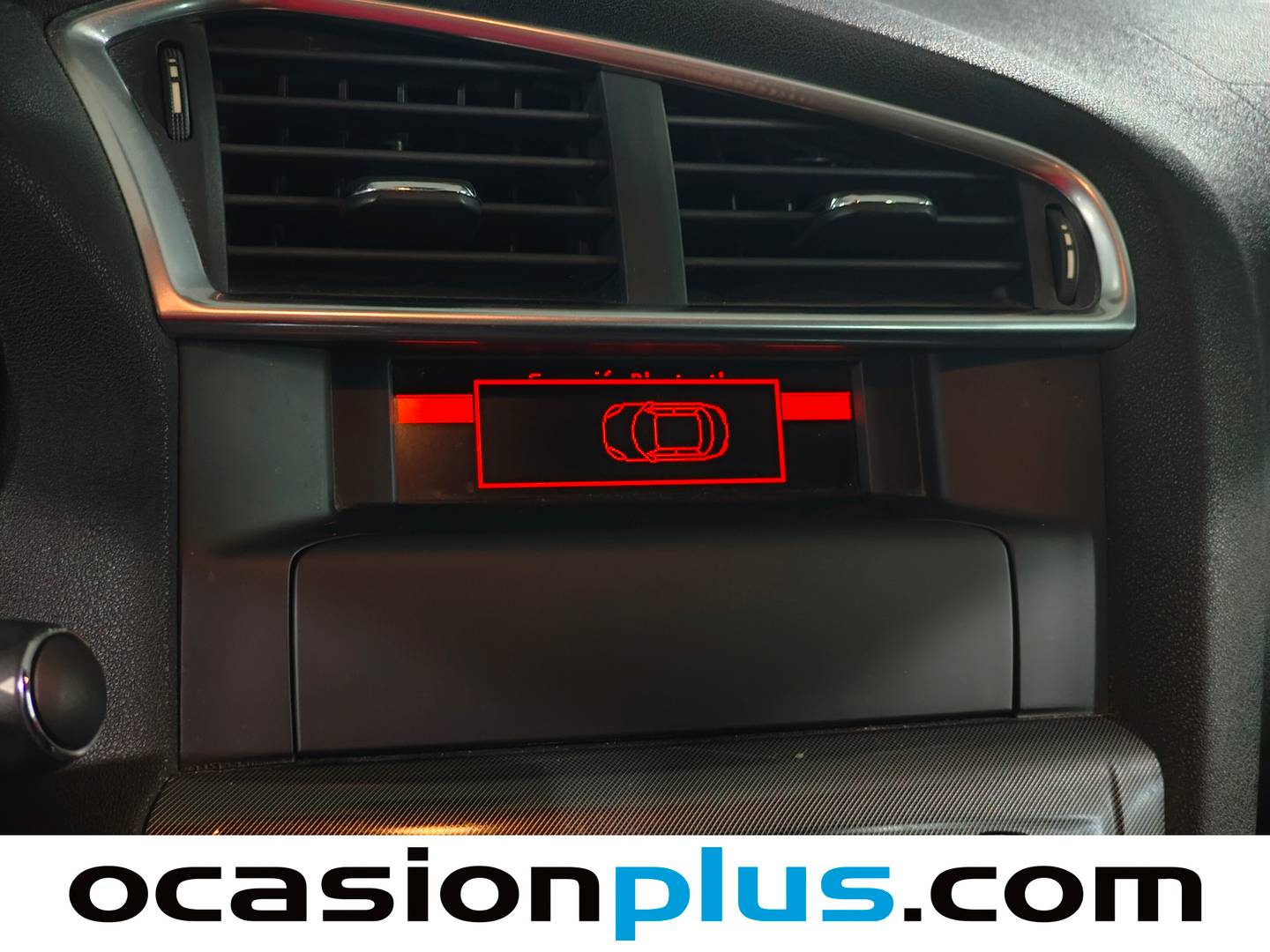 Extras y acabados del Citroën C4 Citroën C4 1.6 HDi Sport (112 CV)