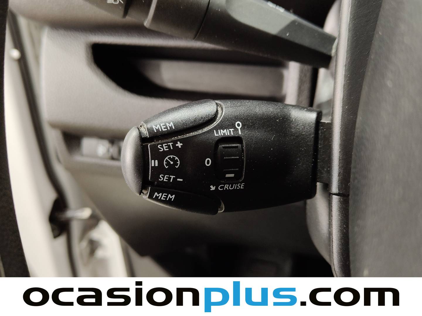 Equipamiento del Fiat Scudo Fiat Scudo Furgon 1.5 Bluehdi L2 (102 CV) 3 Plazas