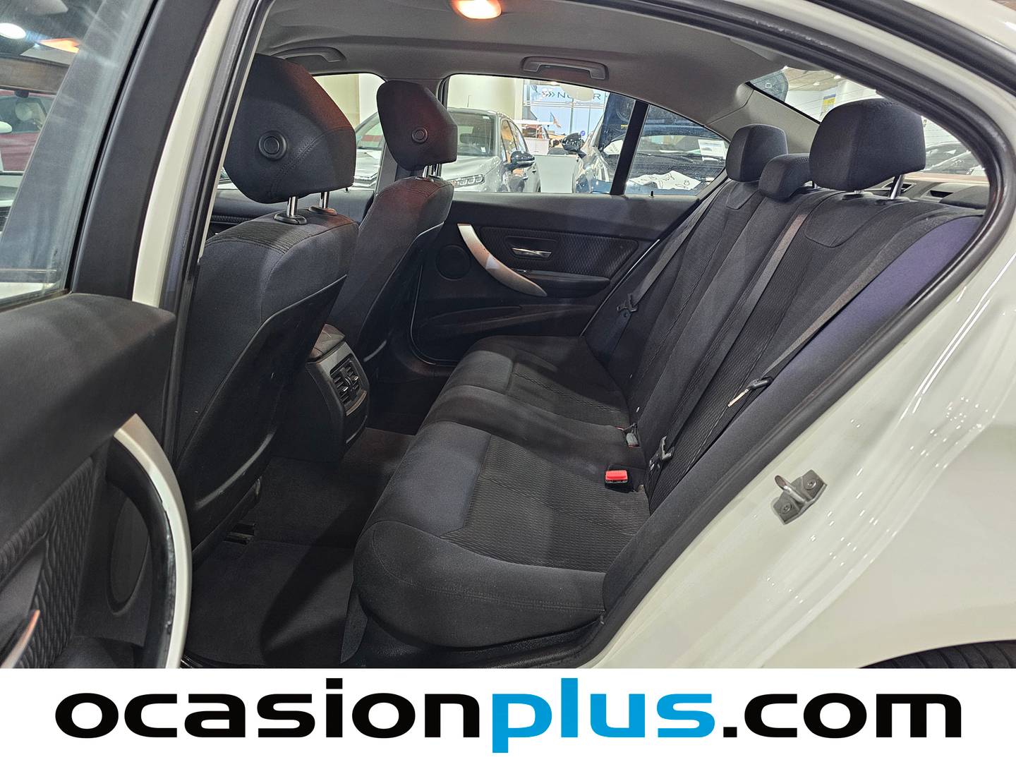 Foto BMW Serie 3 BMW Serie 3 318d (143 CV)