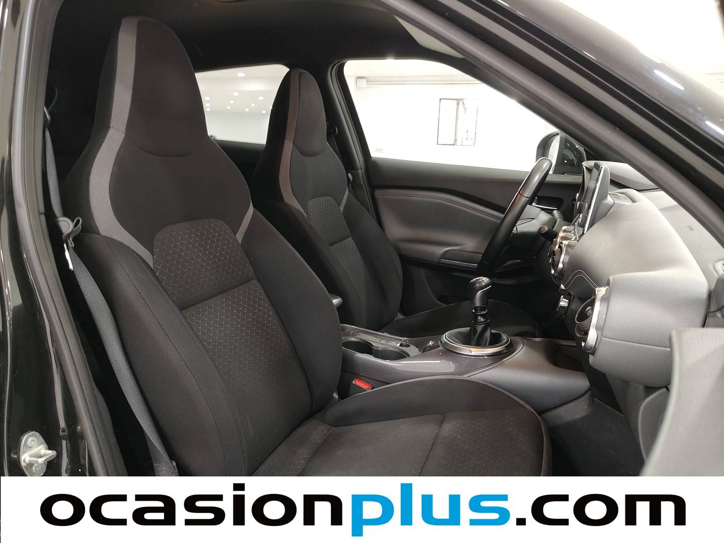 Nissan JUKE Nissan Juke DIG-T N-Connecta 4x2 (114 CV) manual