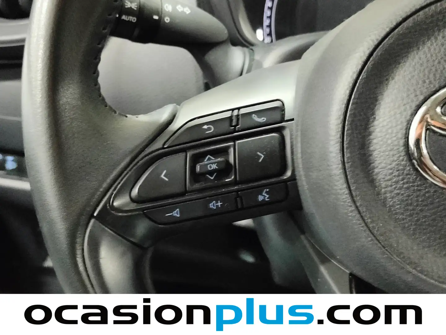 Foto Toyota Aygo X Cross Toyota Aygo X Cross 1.0 VVT-I Play  (72 CV)