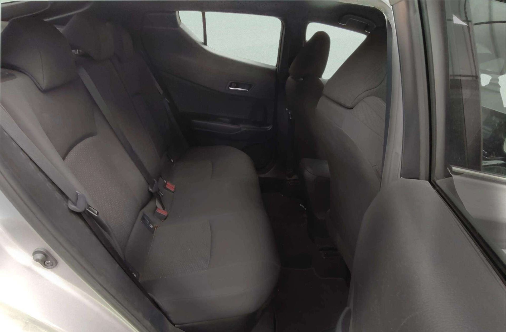 Toyota C-HR 1.8 125H Advance - foto 16
