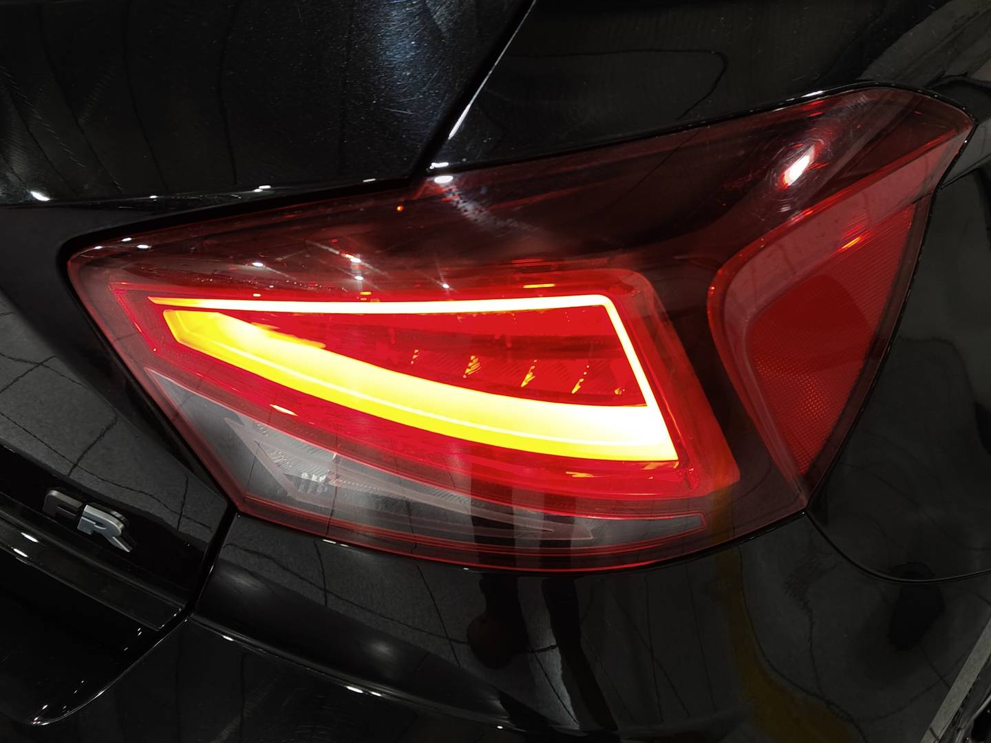 Foto Seat Ibiza SEAT Ibiza 1.0 TSI FR Plus DSG (110 CV)