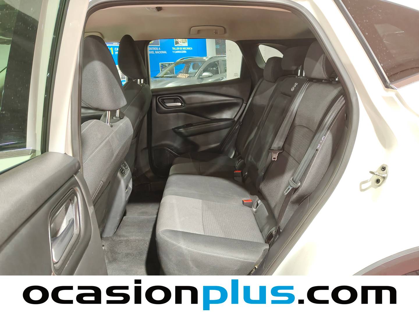 Foto asientos traseros Nissan QASHQAI Nissan Qashqai DIG-T 140 mHEV N-Connecta 4x2  (140 CV)