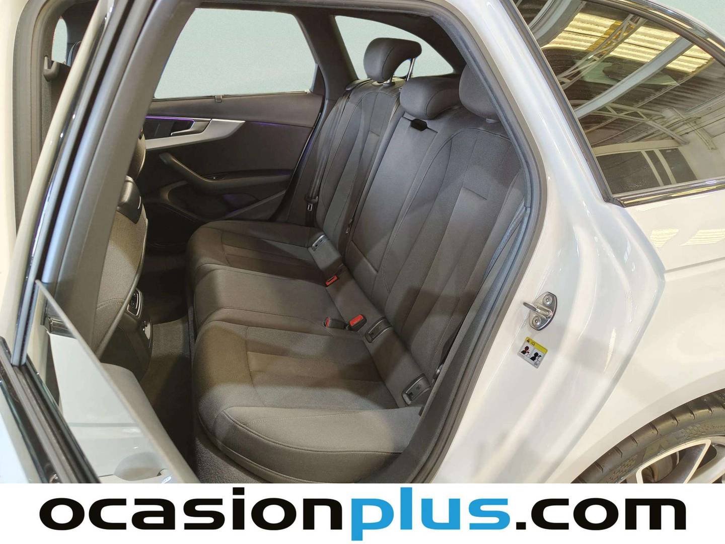 Foto Audi A4 Audi A4 Avant Black line edition 2.0 TDI (150 CV) S tronic