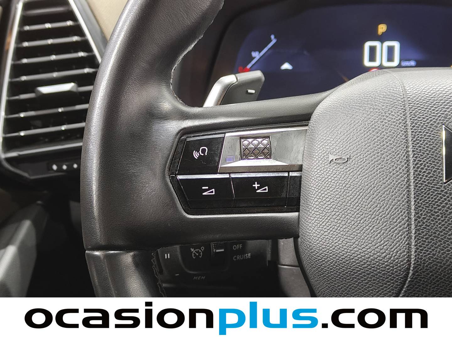 Foto DS DS 7 Crossback DS DS7 Crossback BlueHDi 130 DE Bastille + AT  (130 CV)