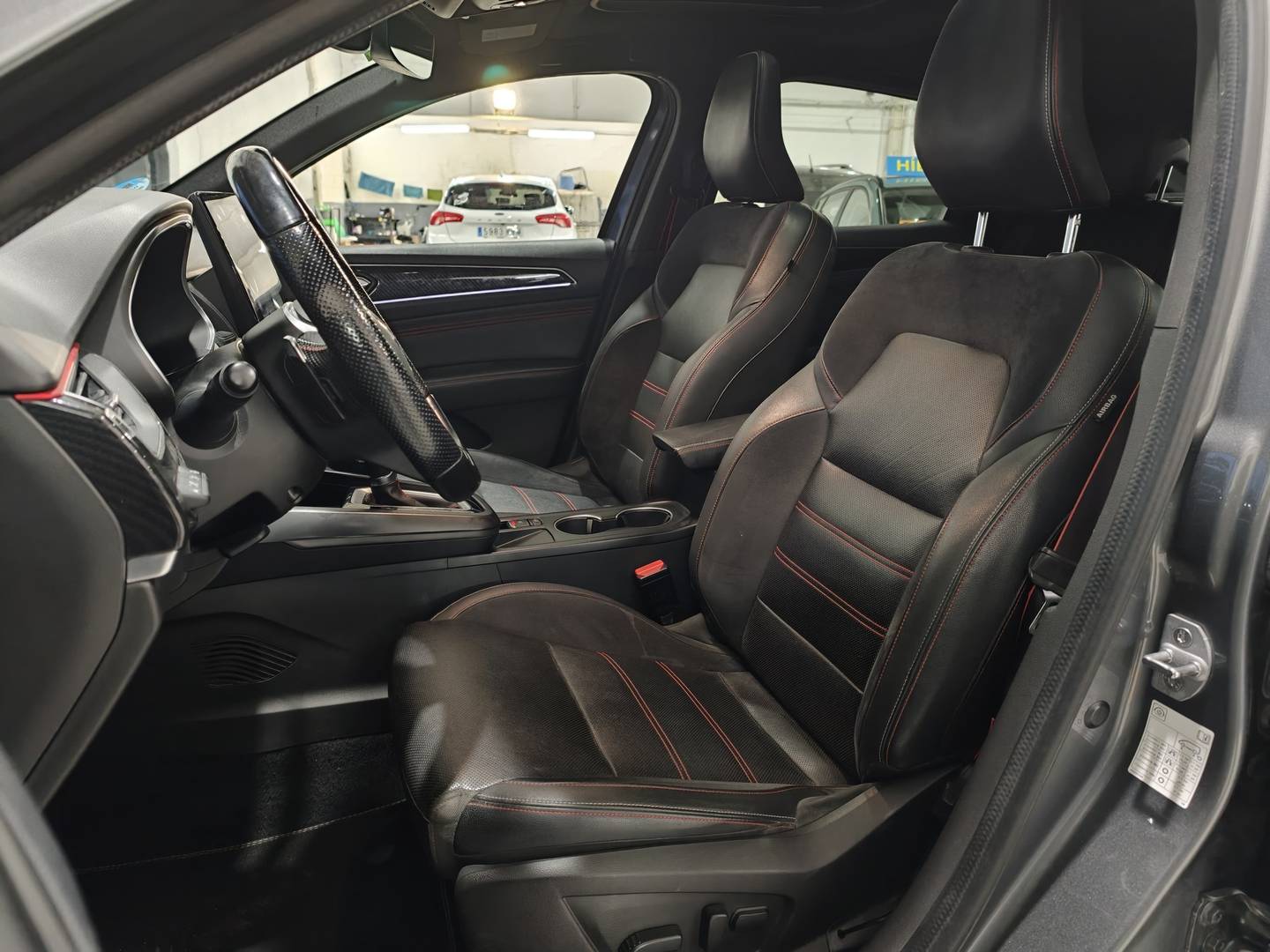 Foto asientos delanteros Renault Arkana Renault Arkana RS Line TCe (160 CV) EDC Microhíbrido