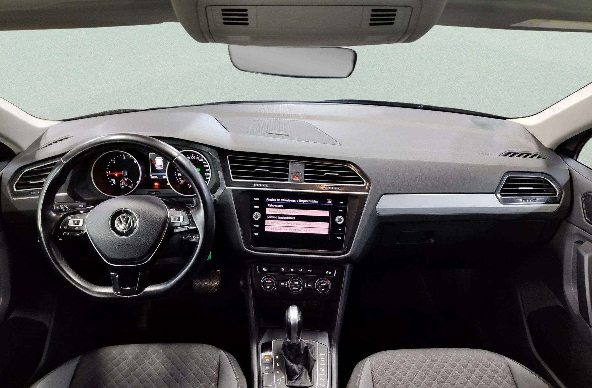 Volkswagen Tiguan Advance 2.0 TDI DSG - foto 6