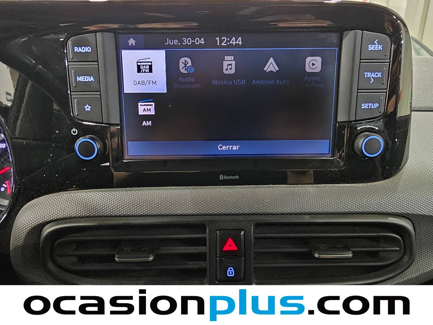 Equipamiento del Hyundai i10 Hyundai i10 1.2 Tecno 2C (84 CV)