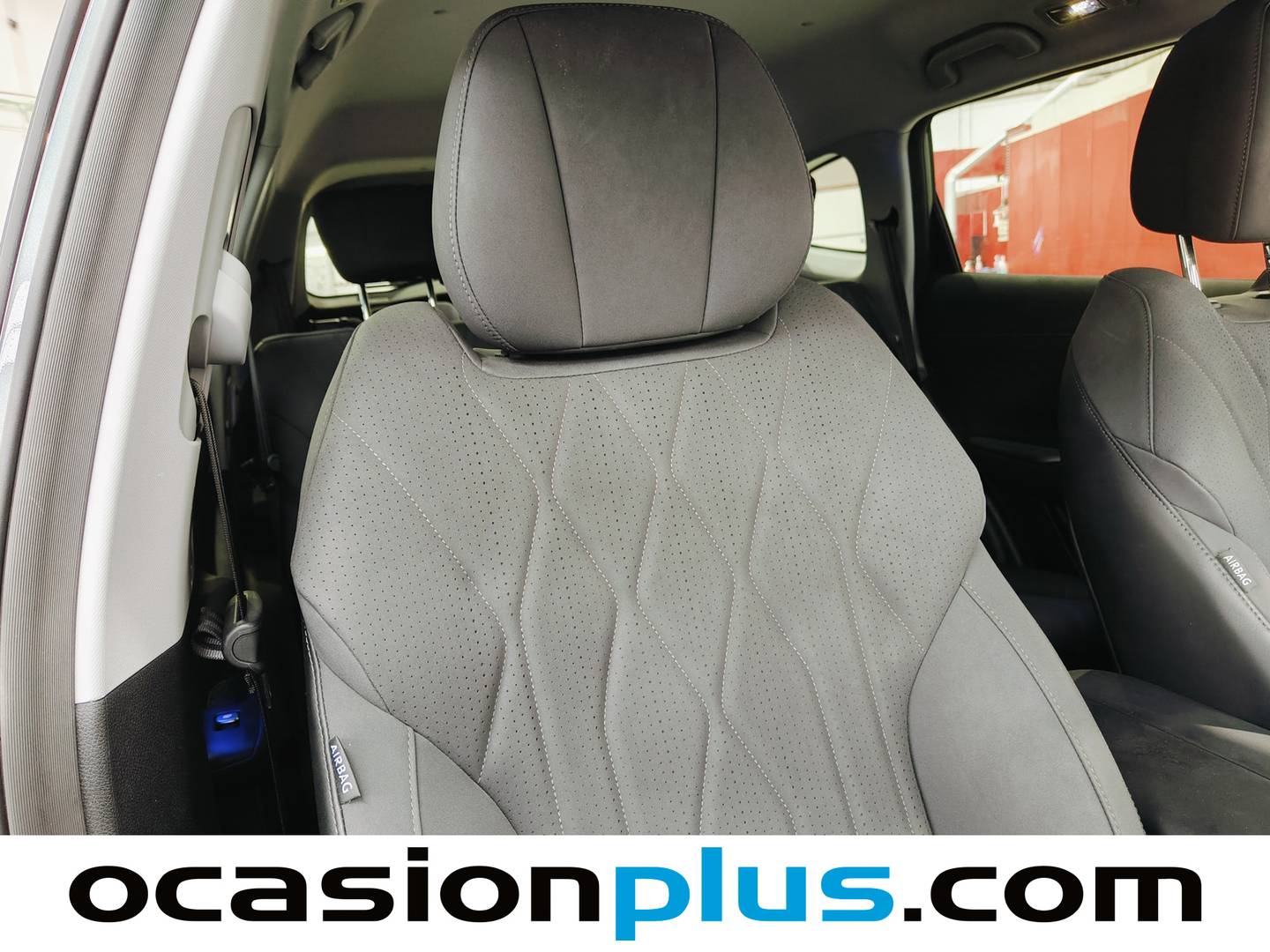Extras del EBRO S800 EBRO S800 1.6 TGDI Premium DCT (147 CV) 7 PLAZAS