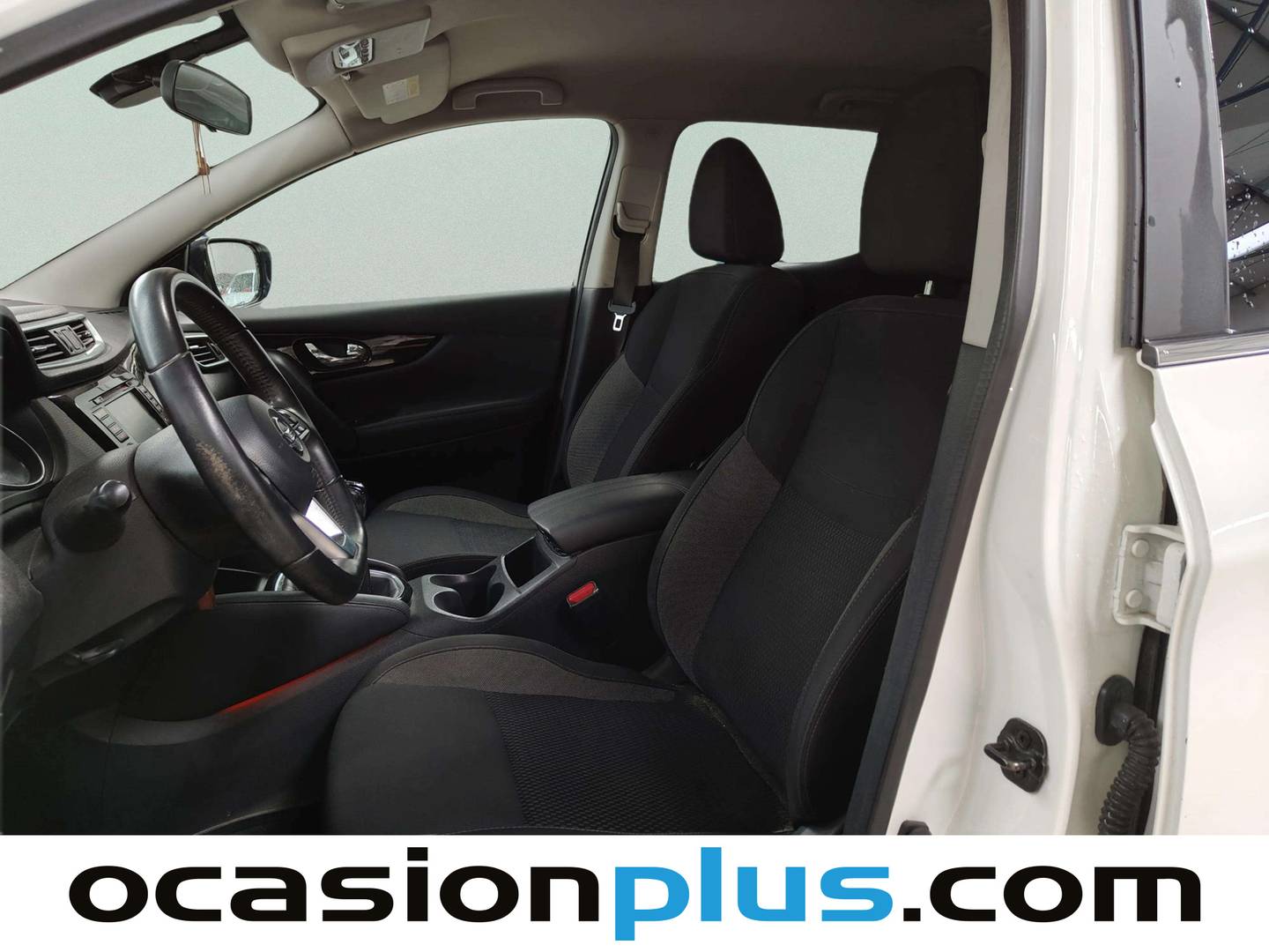 Foto asientos delanteros Nissan QASHQAI Nissan Qashqai DIG-T 140 Acenta 4x2 (140 CV)