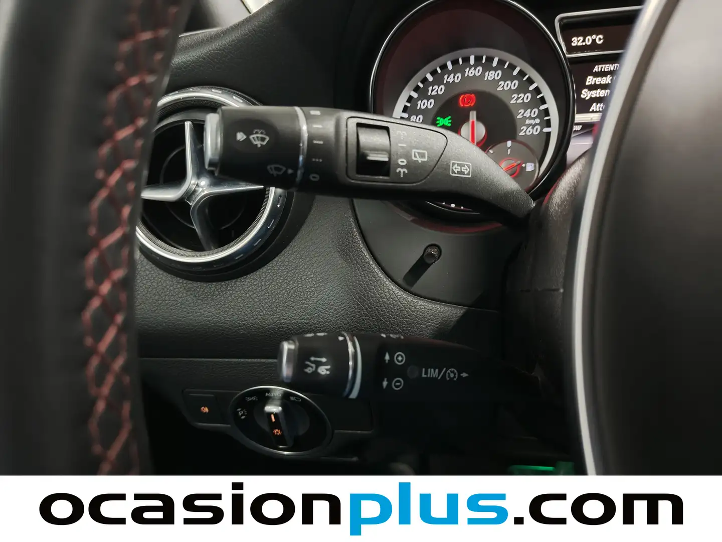 Foto Mercedes GLA Mercedes-Benz GLA GLA 200 AMG Line (156 CV)