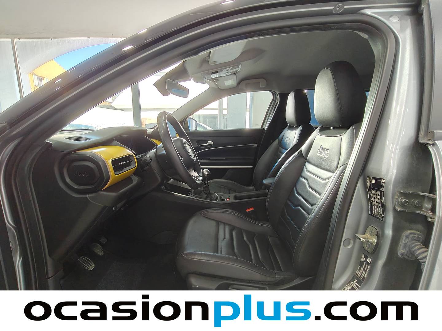 Foto Jeep Avenger Jeep Avenger 1.2 G Summit (100 CV)