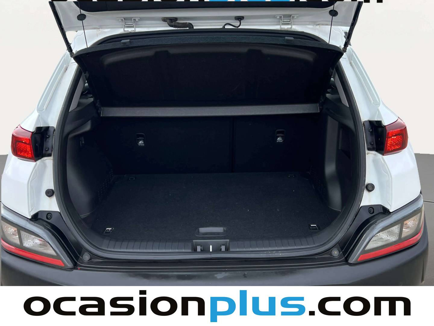 Foto Hyundai Kona Hyundai Kona 1.6 GDI HEV Maxx DCT (141 CV)