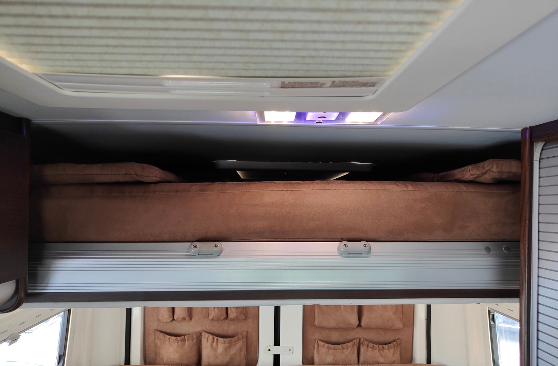 Fiat Ducato Furgon 2.0 MultiJet 33 Medio TA Camperizada 4 plazas - foto 8