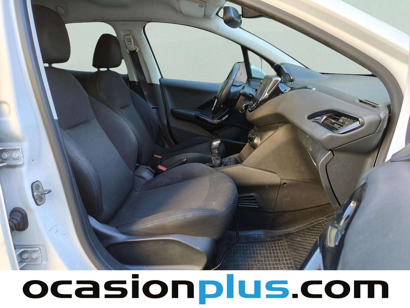Peugeot 208 Peugeot 208 PureTech Signature (82 CV) km 0