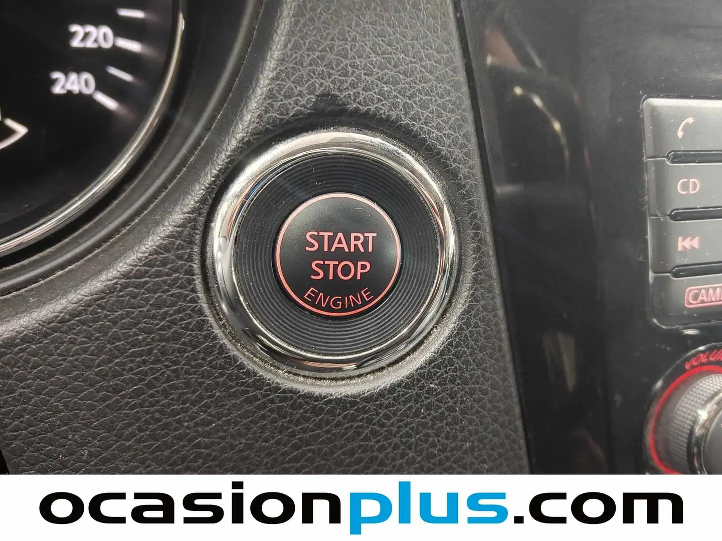 Foto Nissan QASHQAI Nissan Qashqai dCi 130 S&S Tekna 17`` 4x2 XTronic (130 CV)