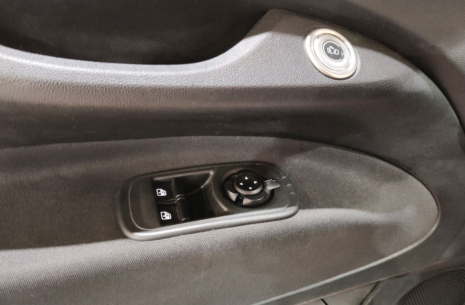 Fiat 500 Eléctrico Eléctrico Monotrim 320km - foto 21