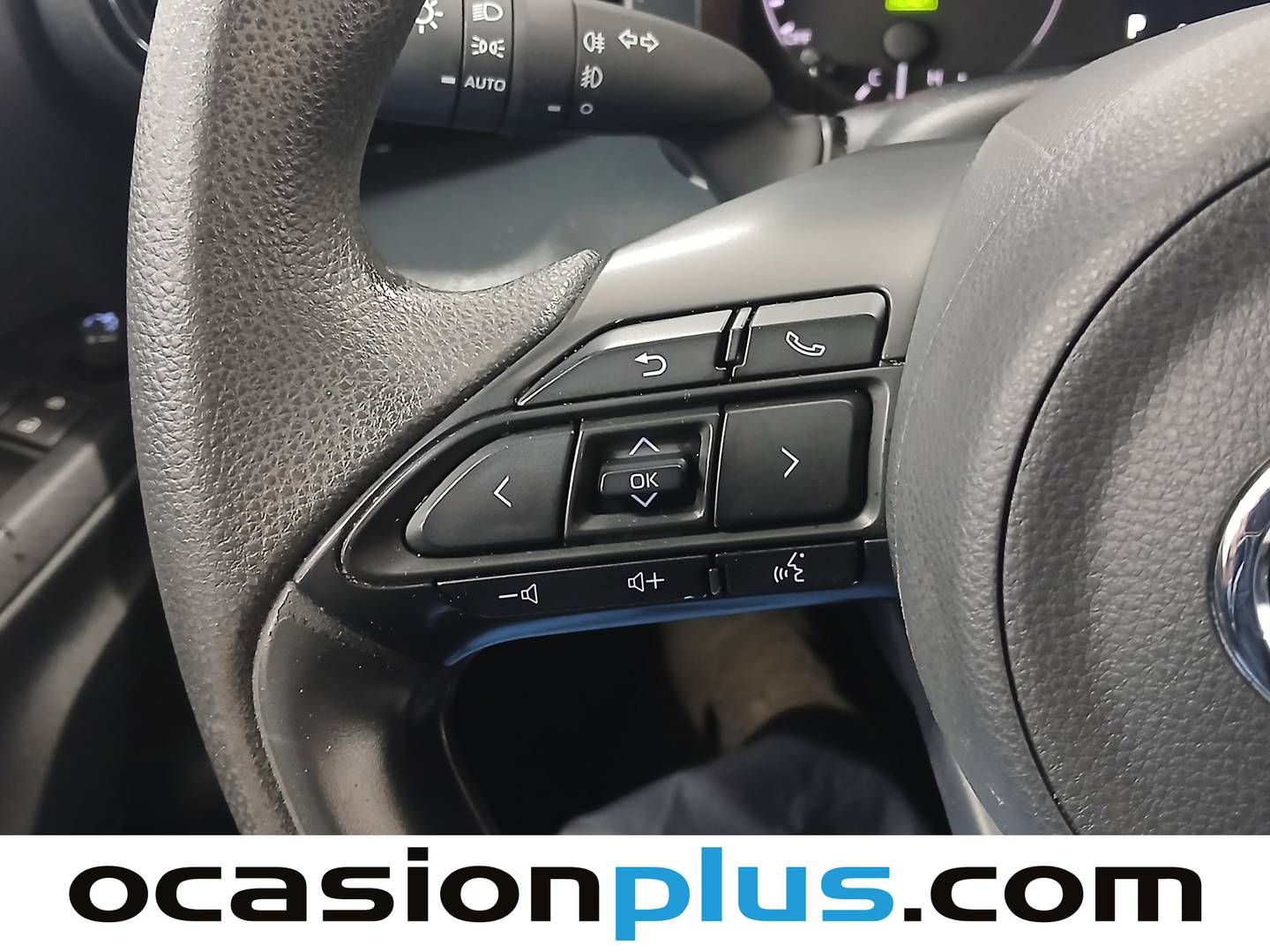 Foto Toyota Yaris Toyota Yaris 120H Business Plus (116 CV)