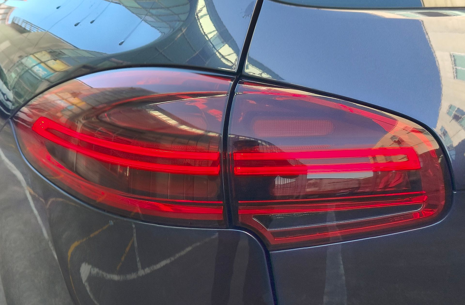 Porsche Cayenne Diesel Platinum Edition Tiptronic - foto 24