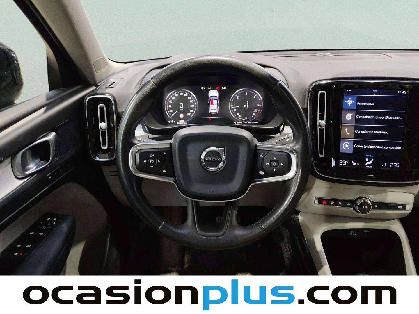 Foto Volvo XC40 Volvo XC40 D3 Momentum Auto (150 CV)