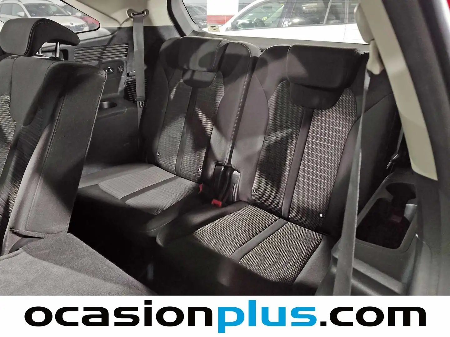 Foto KIA Sorento Kia Sorento 1.6 T-GDi HEV Drive 4x2 (230 CV) 7 Plazas