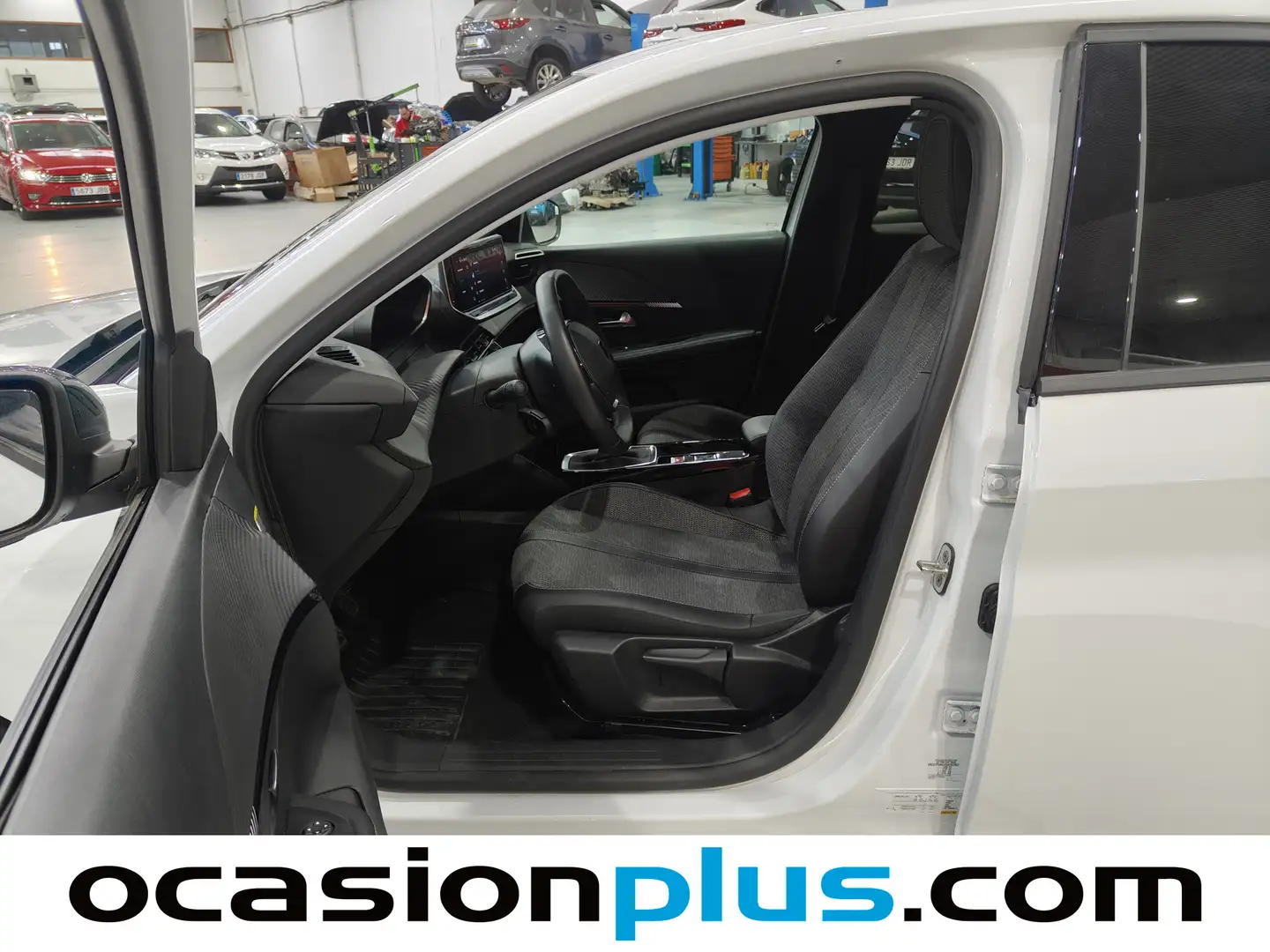 Foto Peugeot 208 Peugeot 208 PureTech 100 Allure (100 CV)